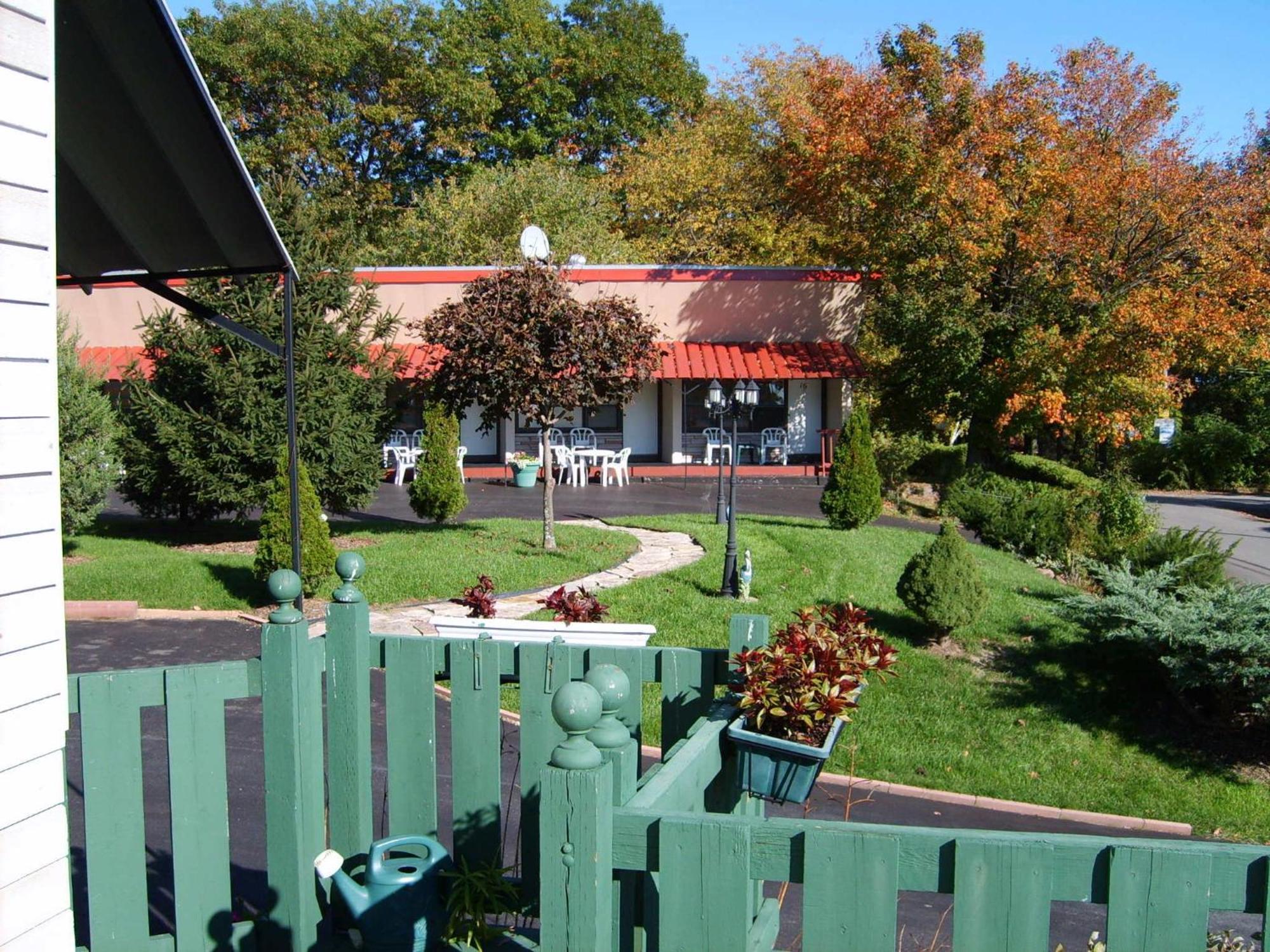 Capricorn Motel Royale 1000 Islands 3* Lansdowne