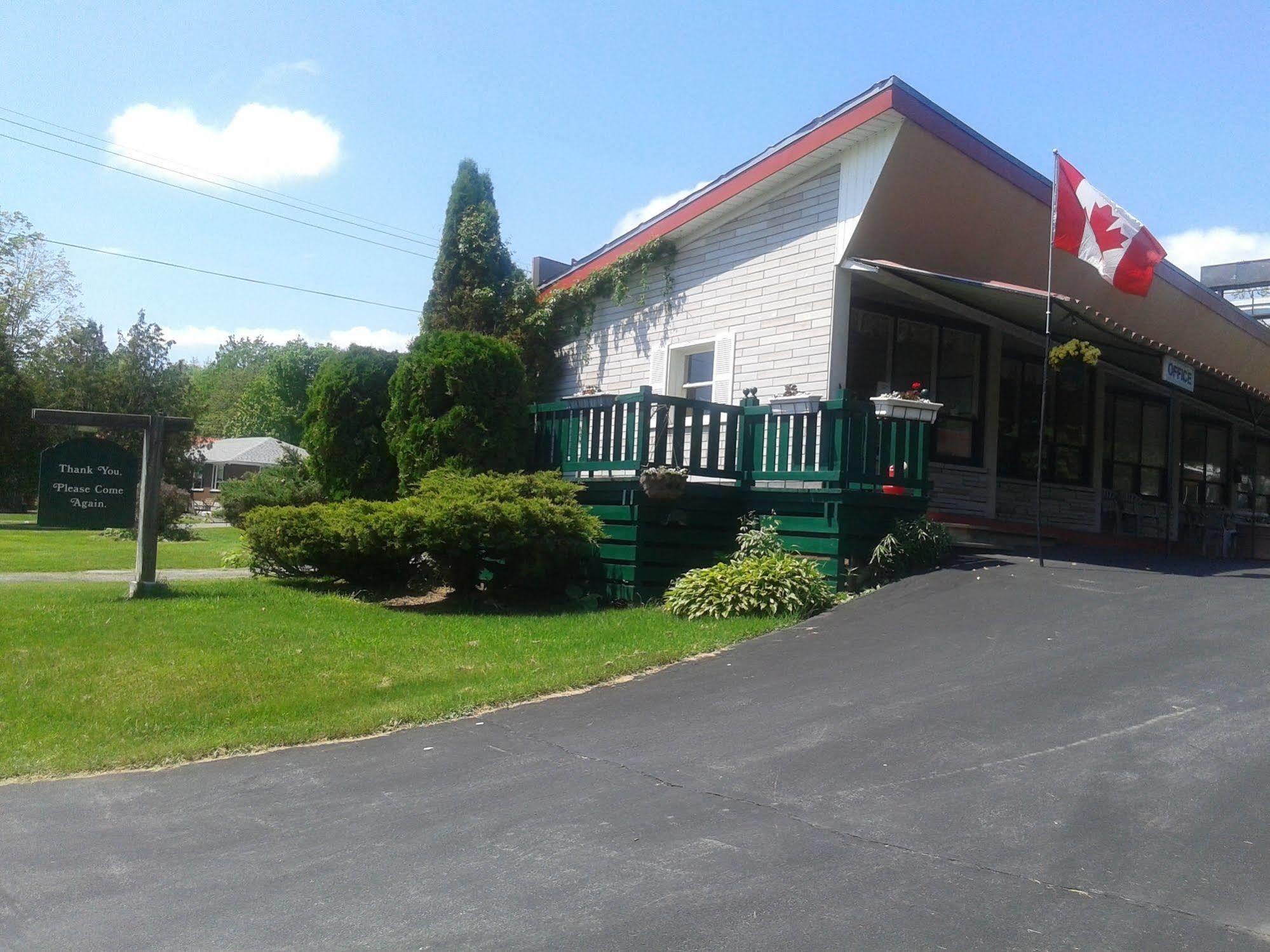 Capricorn Motel Royale 1000 Islands 3* Lansdowne
